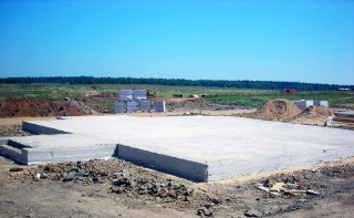 Фундамент монолитная плита Ейск цена от 2776 руб.